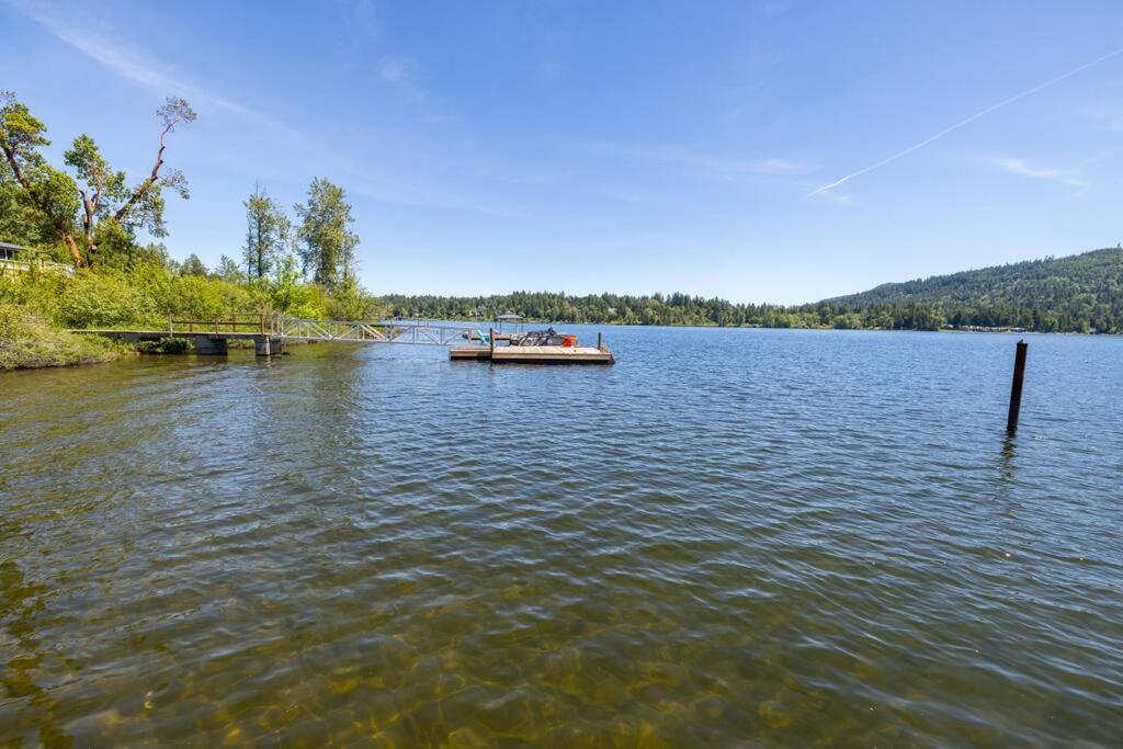 Kelly'S Sunset Lake Retreat Shawnigan Lake Exterior foto